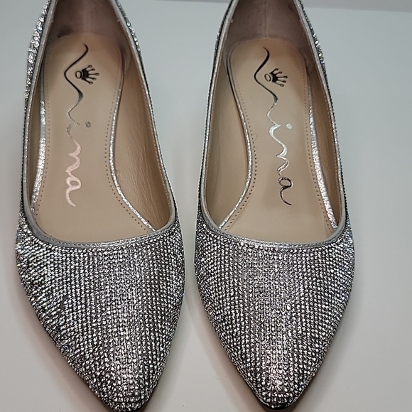 Nina Shoes - NINA60 RHINESTONE PUMP NWOT SZ 9